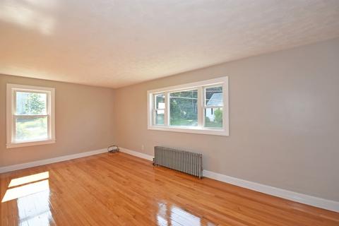 33 Marsh Ave, Worcester, MA 01605 photo 20