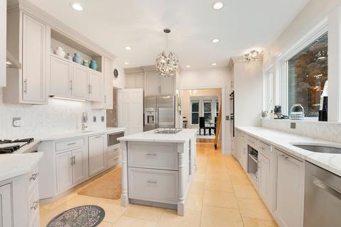 170 Whitman Rd, Needham, MA 02492 photo 8