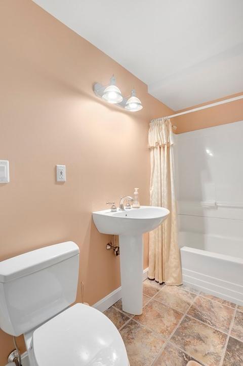 170 Whitman Rd, Needham, MA 02492 photo 40