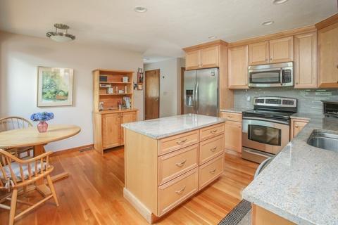 53 Trayer Rd, Canton, MA 02021 photo 9