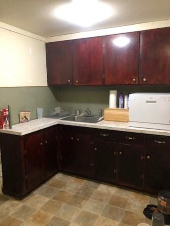 162 Prospect St, Springfield, MA 01107 photo 37