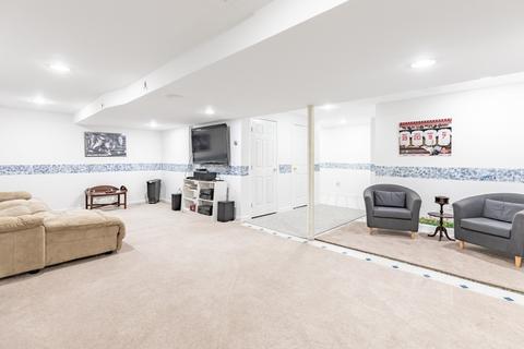 21 Longacre Rd, Needham, MA 02492 photo 36