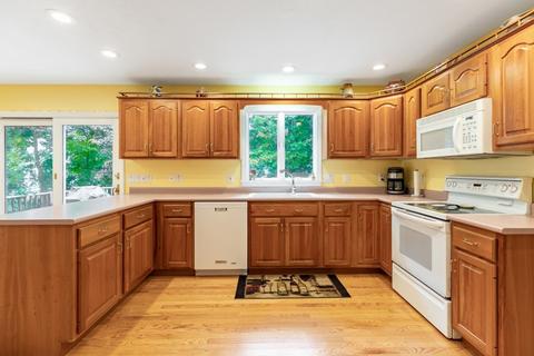 21 Longacre Rd, Needham, MA 02492 photo 13