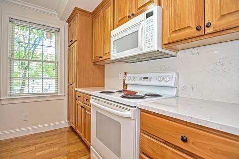 4 Forge Pond #B, Canton, MA 02021 photo 7