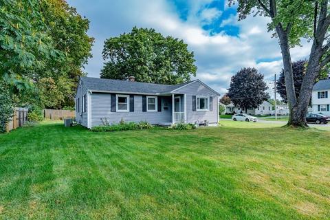 66 Acker Cir, Chicopee, MA 01013 photo 3