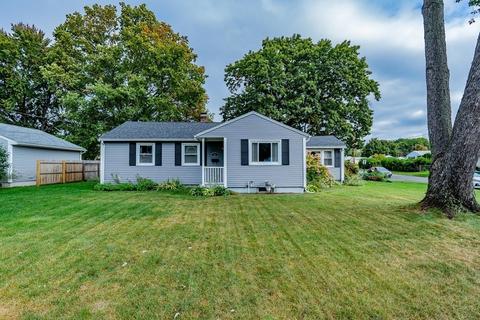 66 Acker Cir, Chicopee, MA 01013 photo 4