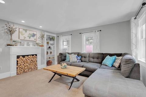 111 Pleasant St, Reading, MA 01867 photo 15