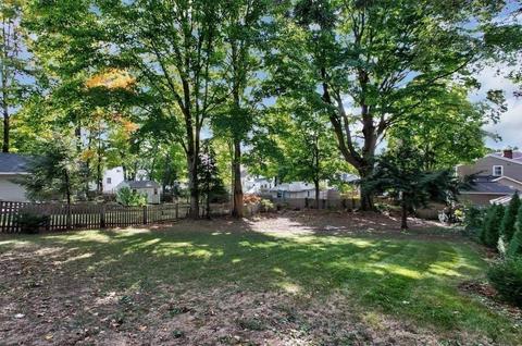 111 Pleasant St, Reading, MA 01867 photo 6