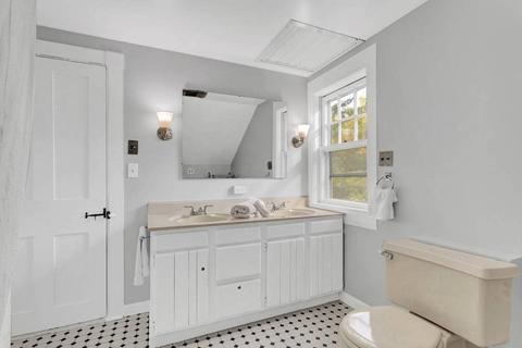 111 Pleasant St, Reading, MA 01867 photo 23