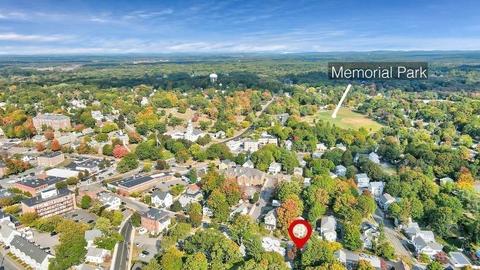 111 Pleasant St, Reading, MA 01867 photo 25