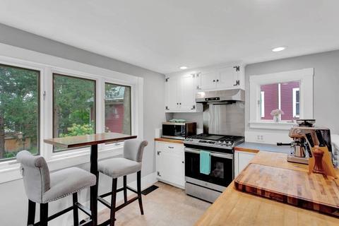 111 Pleasant St, Reading, MA 01867 photo 10