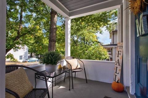 111 Pleasant St, Reading, MA 01867 photo 2