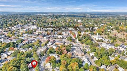 111 Pleasant St, Reading, MA 01867 photo 3