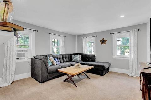 111 Pleasant St, Reading, MA 01867 photo 17