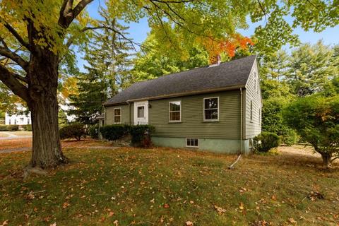 57 Wakefield St, Reading, MA 01867 photo 3