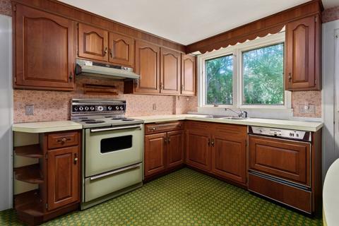 57 Wakefield St, Reading, MA 01867 photo 14
