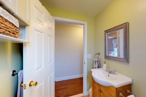41 Rowell Ave, Beverly, MA 01915 photo 33