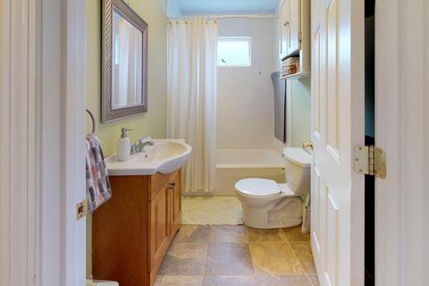 41 Rowell Ave, Beverly, MA 01915 photo 7