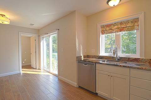 129 Acton St #9, Maynard, MA 01754 photo 4