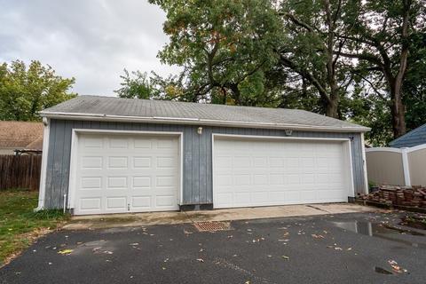 131 Clement St, Springfield, MA 01118 photo 28
