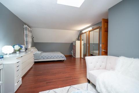 131 Clement St, Springfield, MA 01118 photo 19