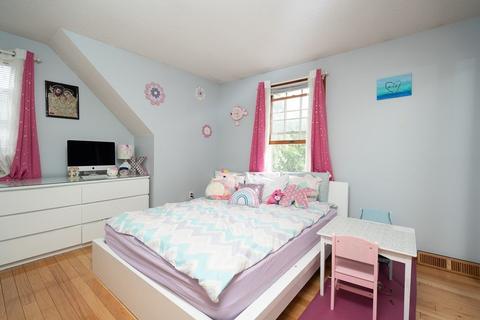 131 Clement St, Springfield, MA 01118 photo 20