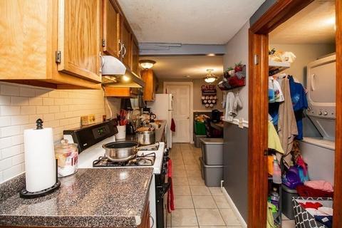 51 Orient St, Worcester, MA 01604 photo 11