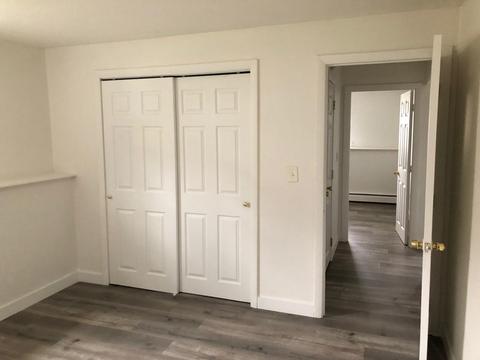 124 Ash St, Fall River, MA 02724 photo 4