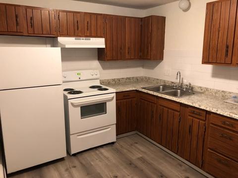 124 Ash St, Fall River, MA 02724 photo 3