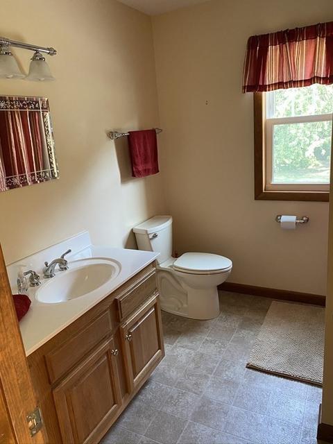 111 Murphy Ln, Chicopee, MA 01020 photo 20