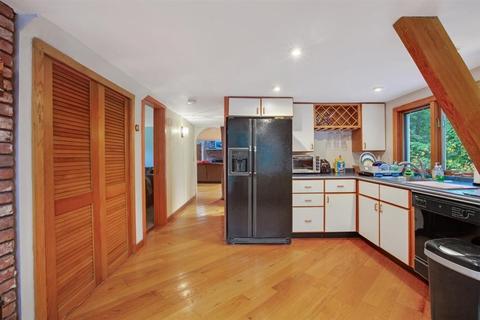 198 Atlantic St, Gloucester, MA 01930 photo 18
