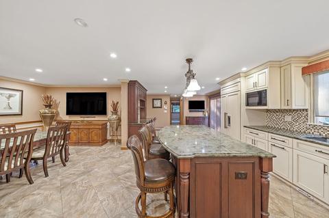 165 Westchester Dr, Canton, MA 02021 photo 8