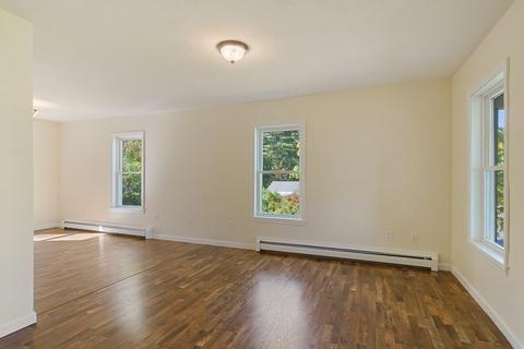 389 Radcliffe St, Athol, MA 01331 photo 17