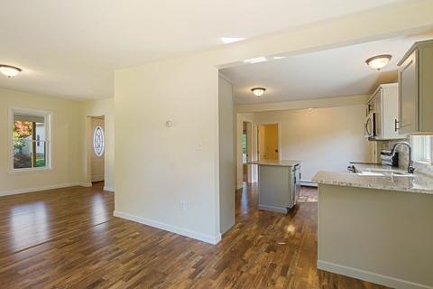 389 Radcliffe St, Athol, MA 01331 photo 11