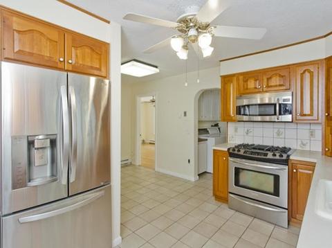 18 Donbray Rd, Springfield, MA 01119 photo 14