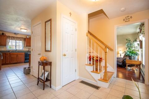 20 Konkel Ave, Webster, MA 01570 photo 5