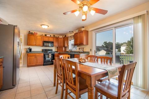 20 Konkel Ave, Webster, MA 01570 photo 8