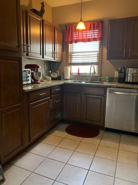 210 Grove St, Fall River, MA 02720 photo 5