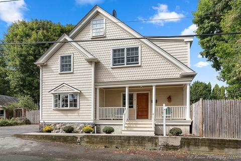 24 Williams St, Beverly, MA 01915 photo 2