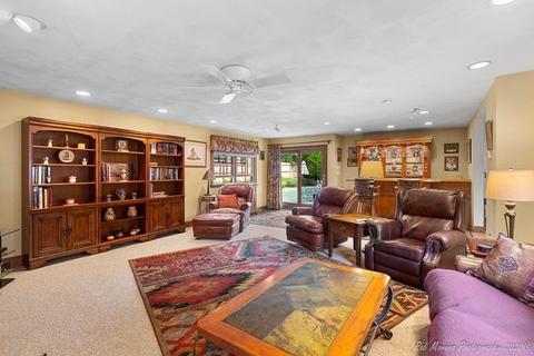 24 Williams St, Beverly, MA 01915 photo 18