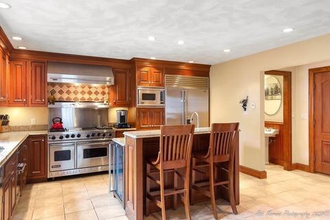 24 Williams St, Beverly, MA 01915 photo 7