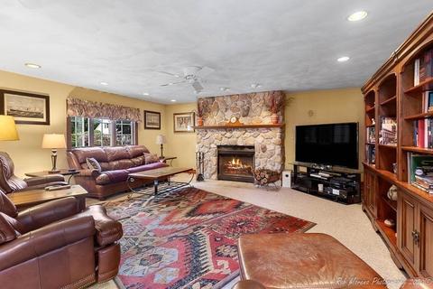 24 Williams St, Beverly, MA 01915 photo 16