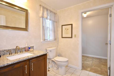 24 Dinahs Way, Wareham, MA 02571 photo 8