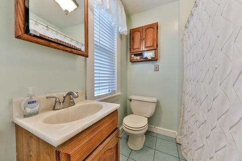 176 Curve St, Dedham, MA 02026 photo 15