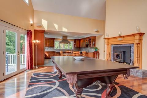 25 Bailey Ln, Georgetown, MA 01833 photo 9