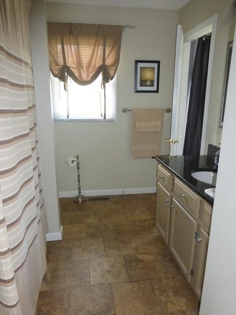 92 Winterset Dr, Springfield, MA 01129 photo 9