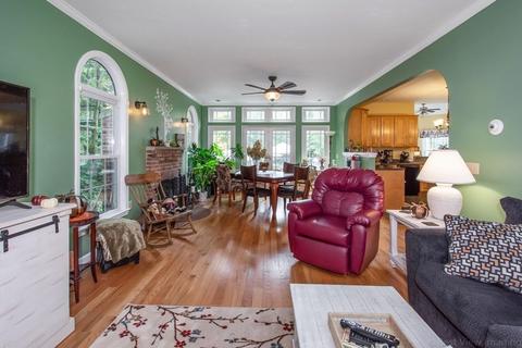 10 Mendon Rd, Sutton, MA 01590 photo 5