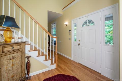 10 Mendon Rd, Sutton, MA 01590 photo 3