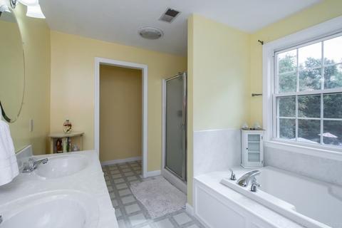 10 Mendon Rd, Sutton, MA 01590 photo 17