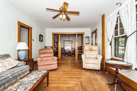 67 Main St, Saugus, MA 01906 photo 5